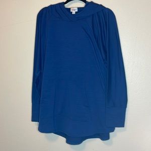 💙 LuLaRoe 2XL Amber Navy Blue Hoodie💙